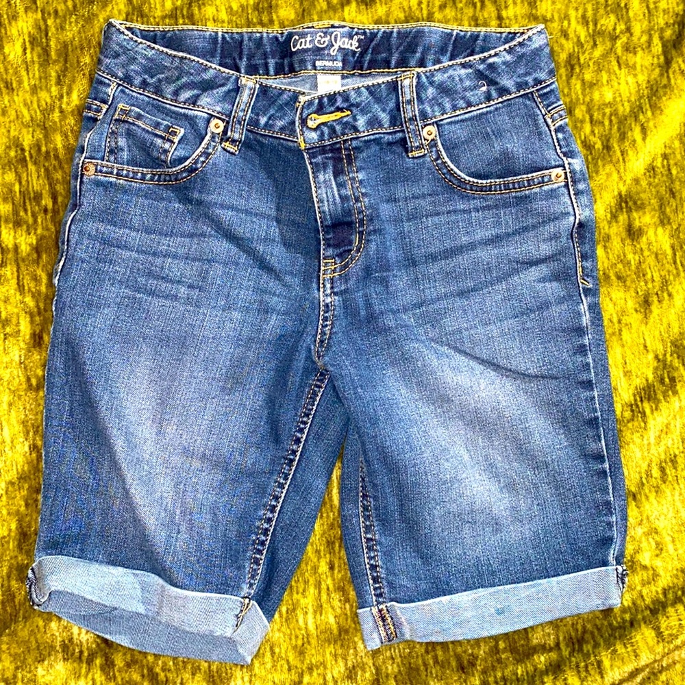 Excellent Condition Bermuda shorts 10/12